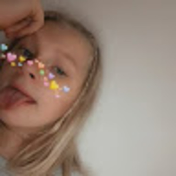 Meet your Posher, Madison - Picture 1 of 1